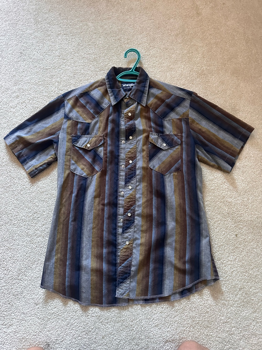 Vintage Wrangler Men’s Short Sleeve Striped Western Shirt in Navy & Brown
